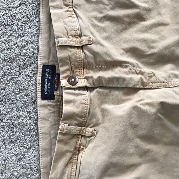 American Eagle Khaki Pants Tan Color - Picture 3 of 3